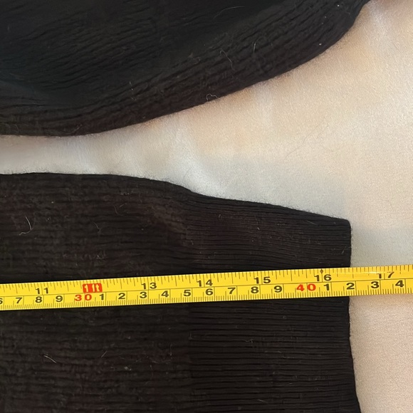 Babaton Black Sweater - Picture 5 of 7